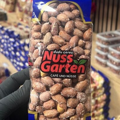 Geröstete gesalzene Erdnüsse